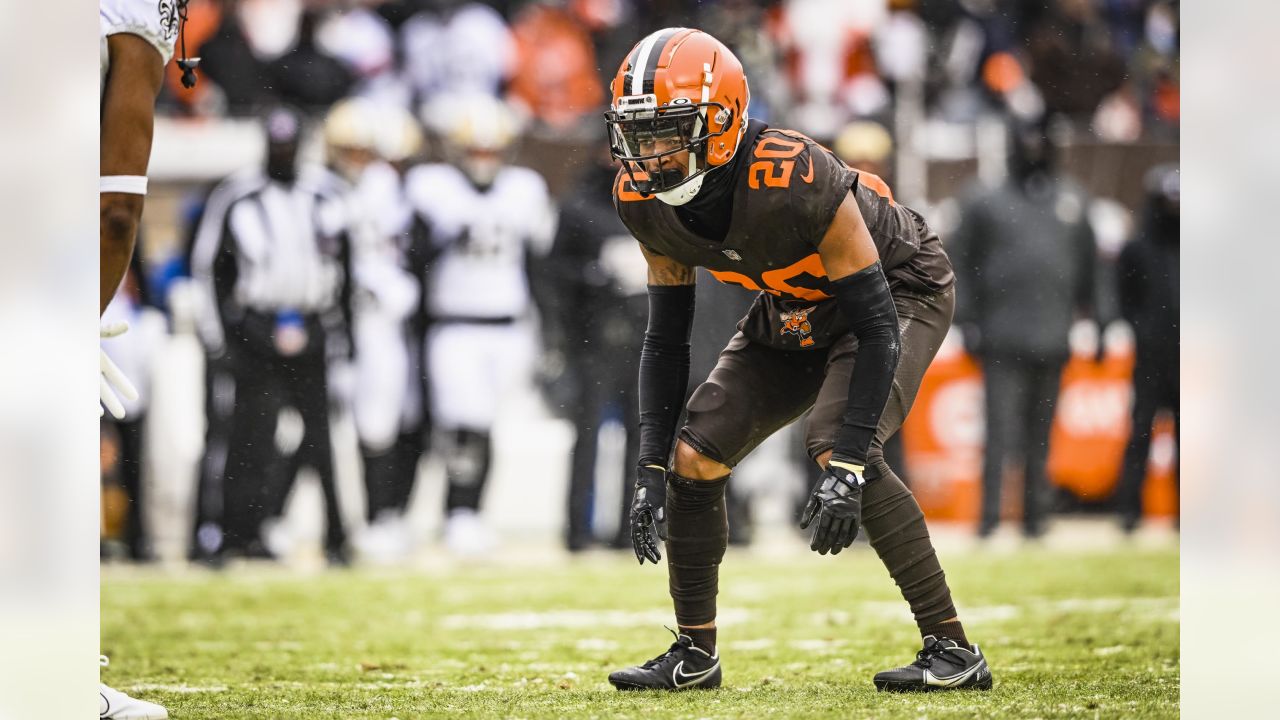 Grant Delpit Cleveland Browns Game-Used #22 Brown Jersey vs. New Orleans  Saints on December 24 2022