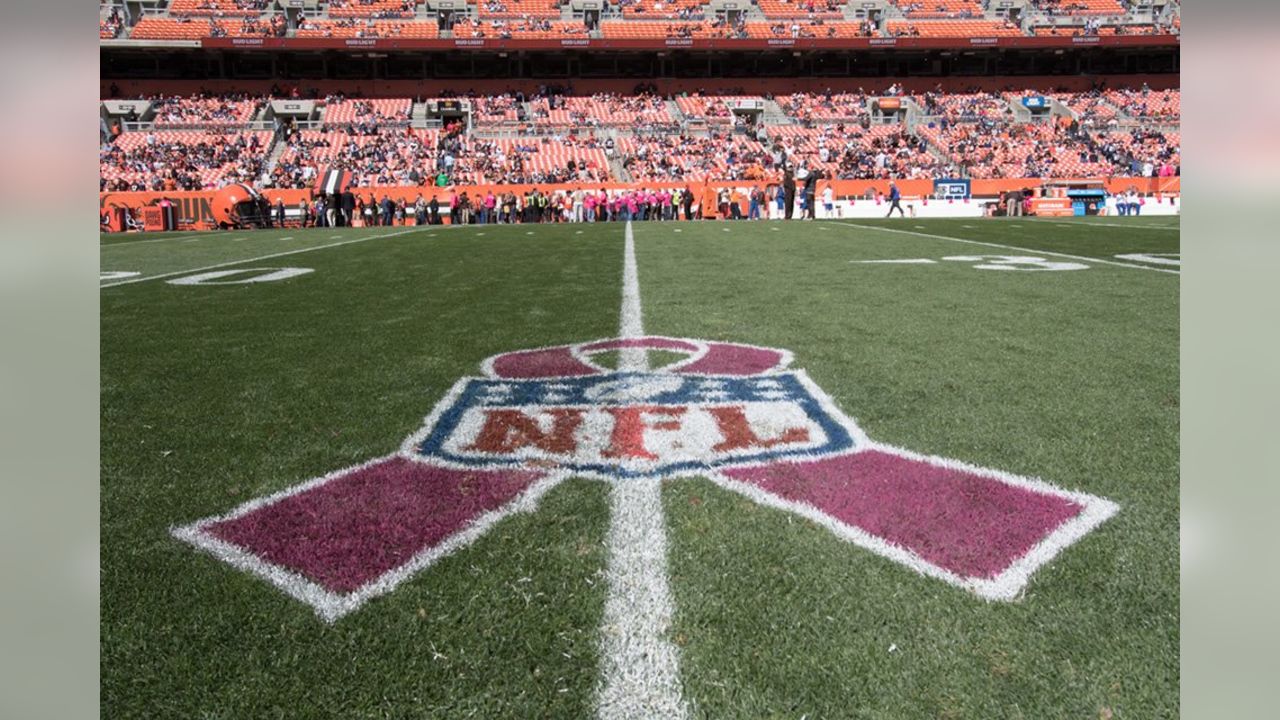 Browns legend Ernie Green, breast cancer survivor, plays for pink