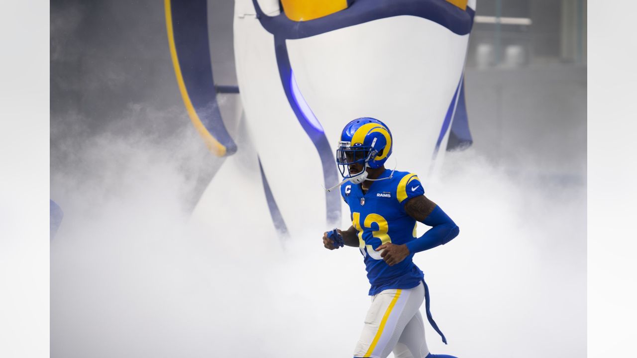 Rams reunites with John Johnson III on one-year deal