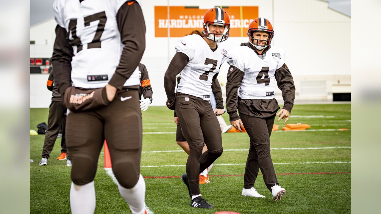 Cleveland Browns punter Jamie Gillan (7) during warm ups before an NFL  preseason football game against the Jacksonville Jaguars, Saturday, Aug.  14, 2021, in Jacksonville, Fla. (AP Photo/Stephen B. Morton Stock Photo -  Alamy