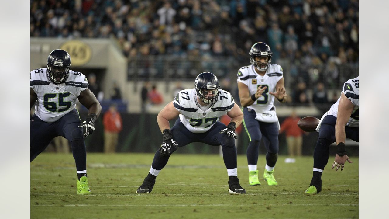 Seahawk Ethan Pocic named to Professional Football Writers of America 2017  All-Rookie Team