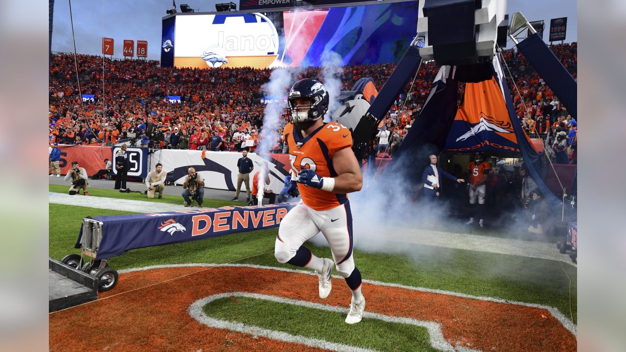 Denver Broncos: Andy Janovich traded to Cleveland for future 7th