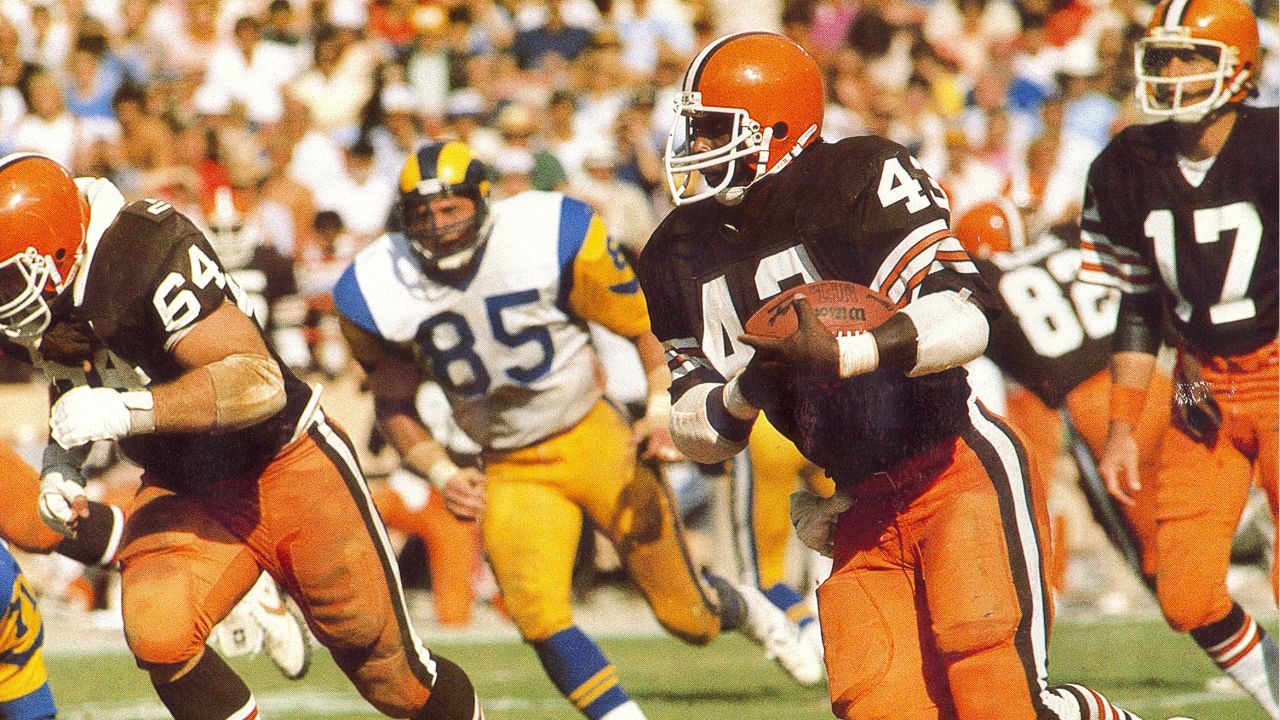 Pro Football Journal: The Cleveland Browns Add White Lids to Their Kits