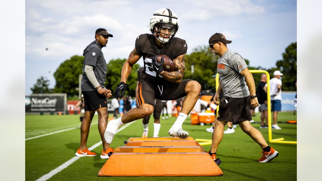 Shelby Harris believes Browns are 'most primed to win'