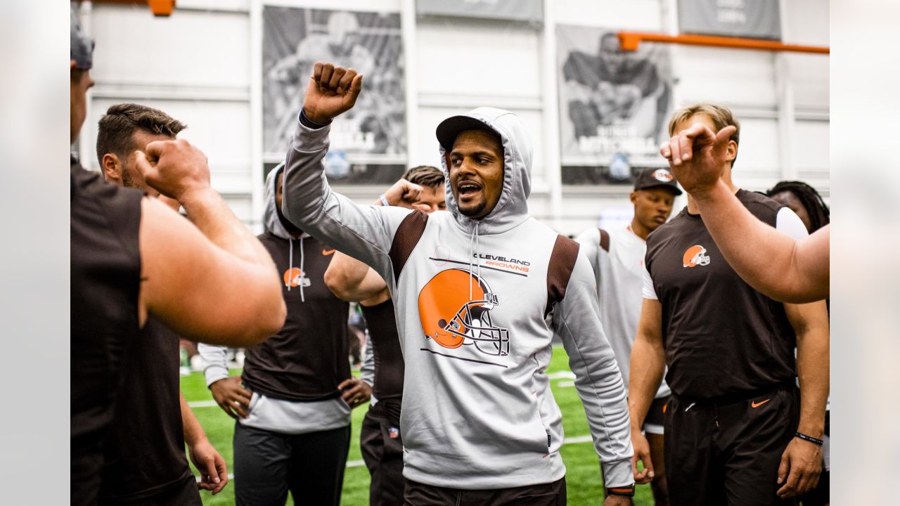 Old guy' Amari Cooper embracing leadership role in first season with Browns