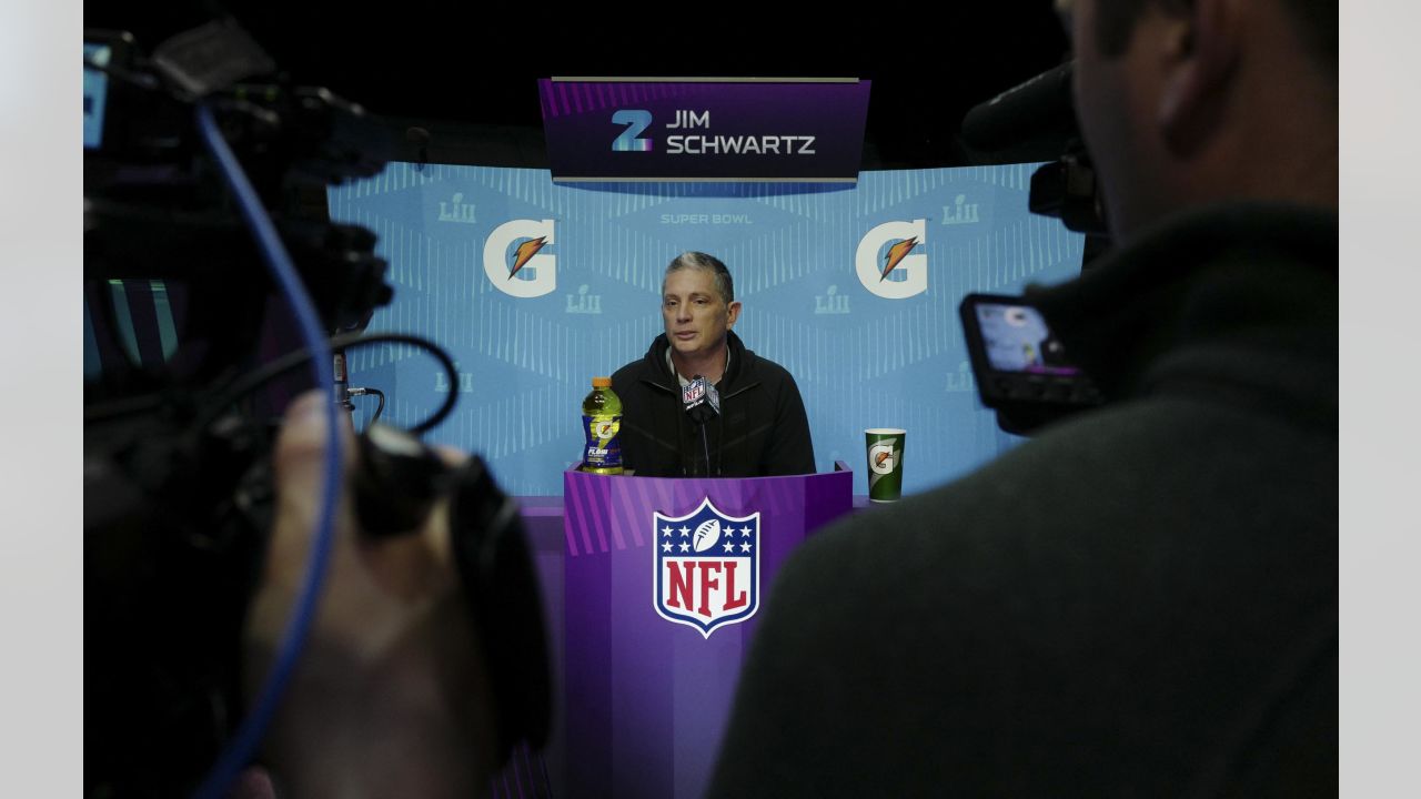 AP source: Browns hire Jim Schwartz as defensive coordinator