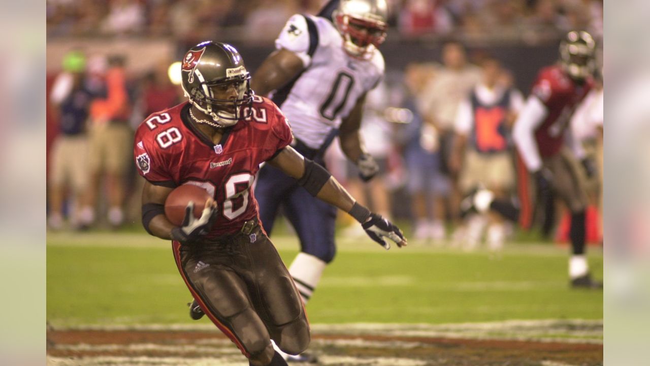 Former Bucs RB Warrick Dunn gave Deshaun Watson his childhood home