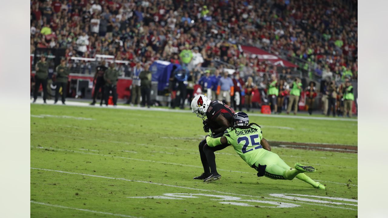 Seattle Seahawks cornerback Richard Sherman (25) intercepts the