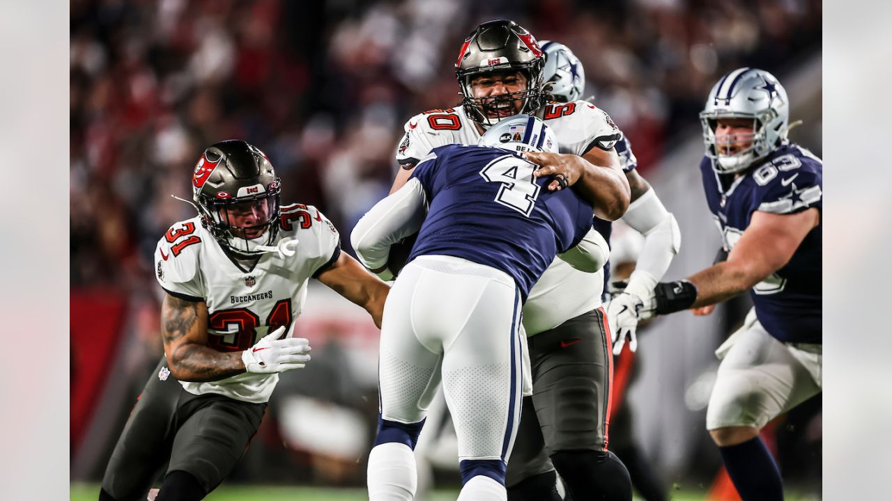 5,354 Tampa Bay Buccaneers V Dallas Cowboys Photos & High Res Pictures -  Getty Images