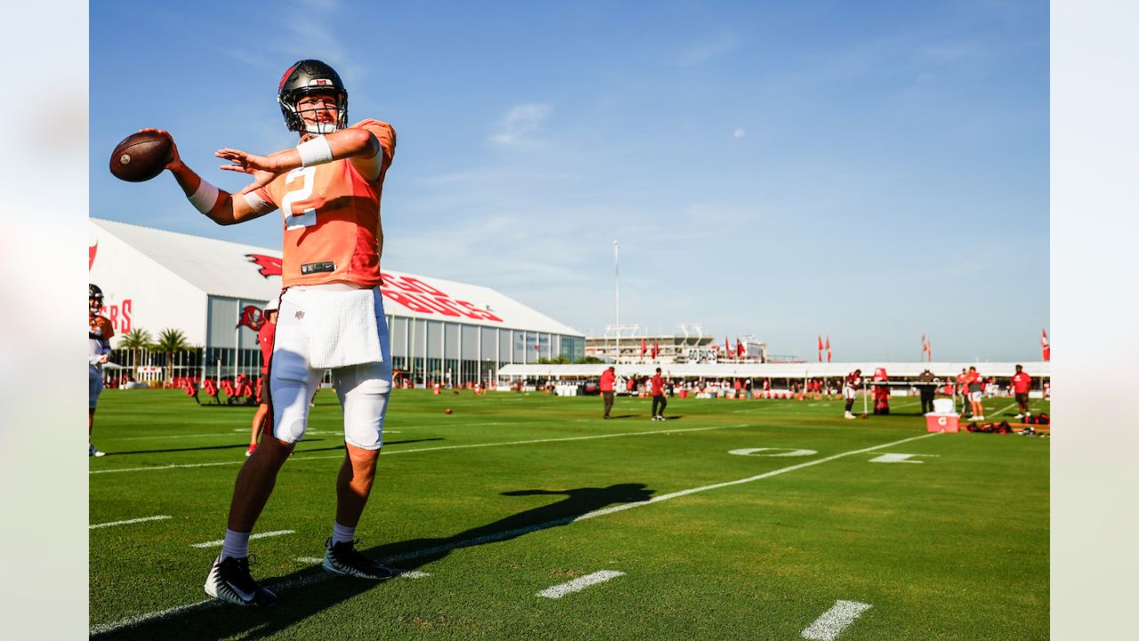 Tampa, Florida, USA, July 31, 2023, Tampa Bay Buccaneers player Cade Otton  #88 during a Training Camp at Advent Health Training Center . (Photo  Credit: Marty Jean-Louis/Alamy Live News Stock Photo - Alamy