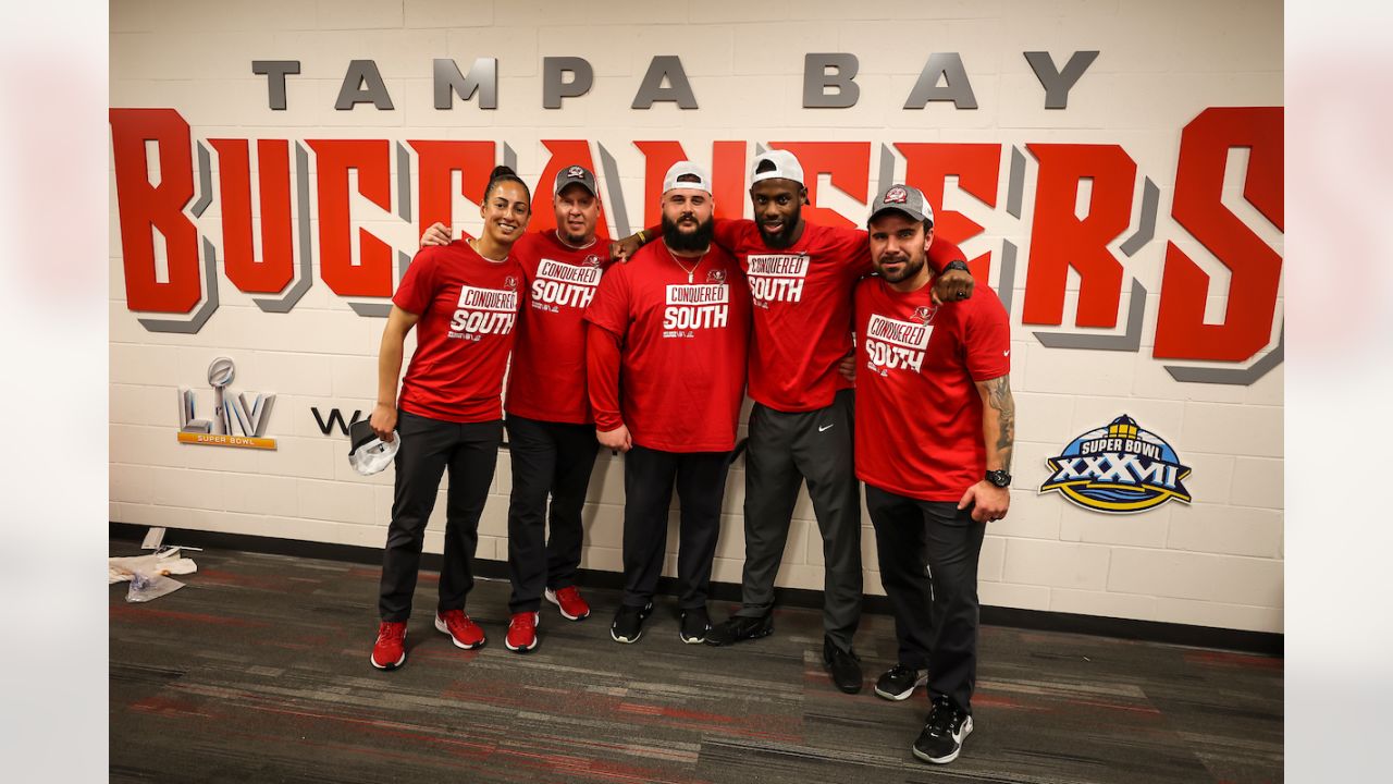 Bucs Celebrate NFC South Title Win, Playoff Berth Gallery