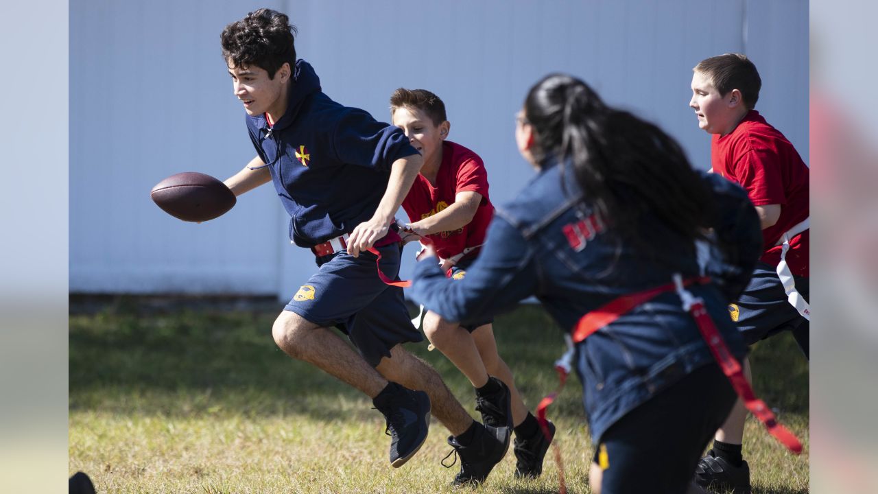 Jr. Bucs Flag Football Program Visits St. Stephen For Day Of Fun