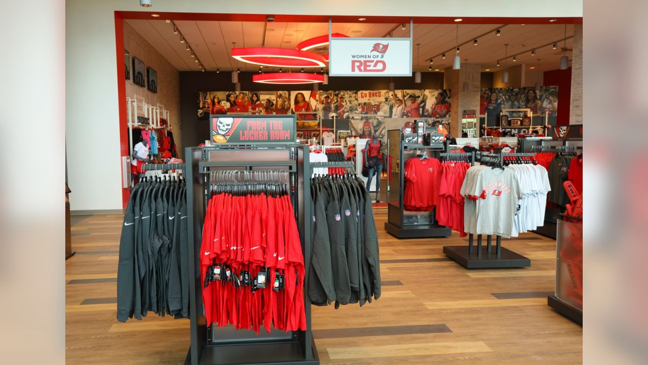 Photos: Buccaneers' New Team Store