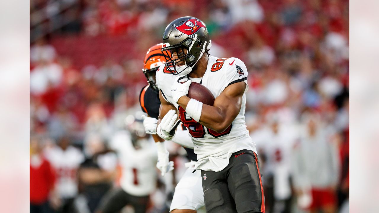 O.J. Howard off to a flying start, standing out as the best tight end in  football, NFL News, Rankings and Statistics