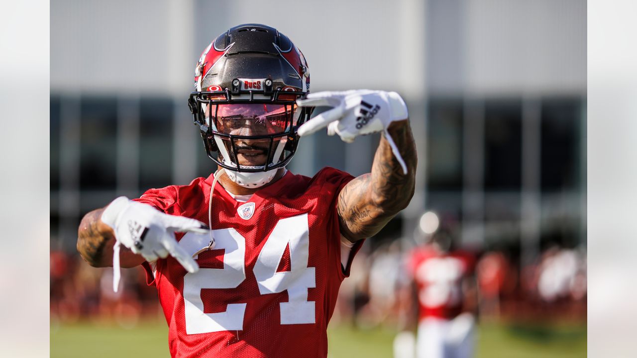 After Acclimation Period, Bucs Ready to Put on Pads and Hit