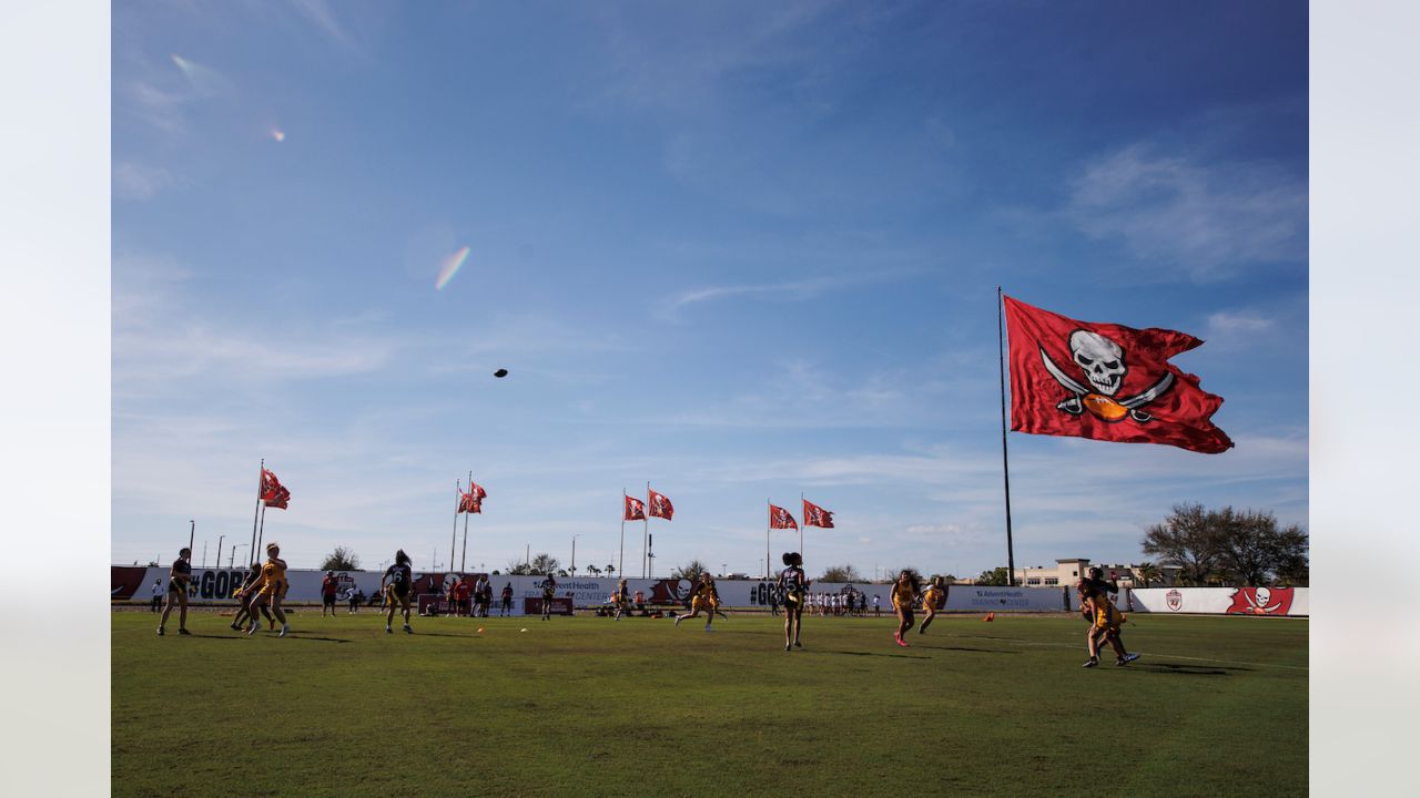 Tampa Bay Buccaneers Giant Flag, Giant Tampa Bay Bucs flag …