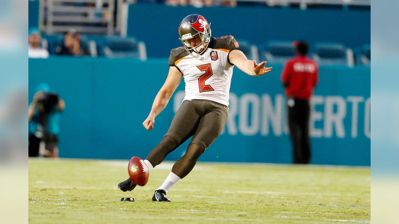 Jets sign former Lions, Buccaneers kicker Kyle Brindza to reserve