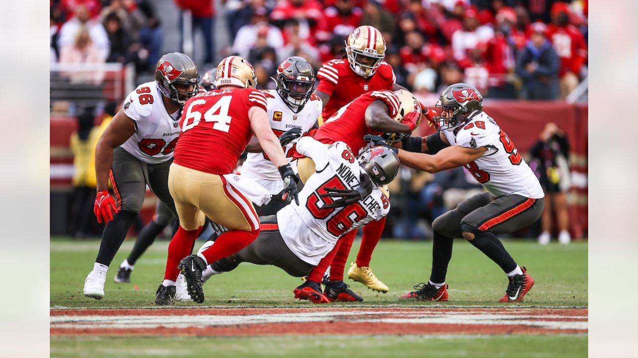 7,346 Tampa Bay Buccaneers V San Francisco 49ers Photos & High Res Pictures  - Getty Images