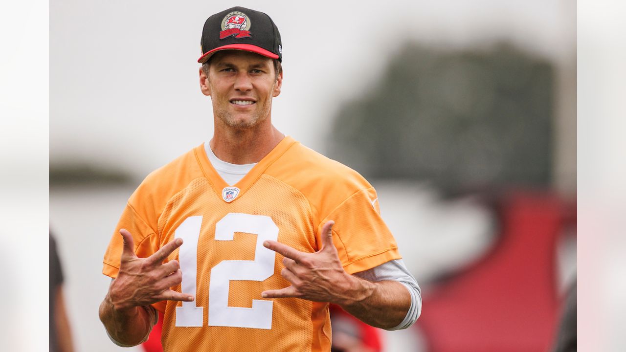 Who's taking Tom Brady's number in Tampa Bay? Bucs insider names superstar  set to don #12