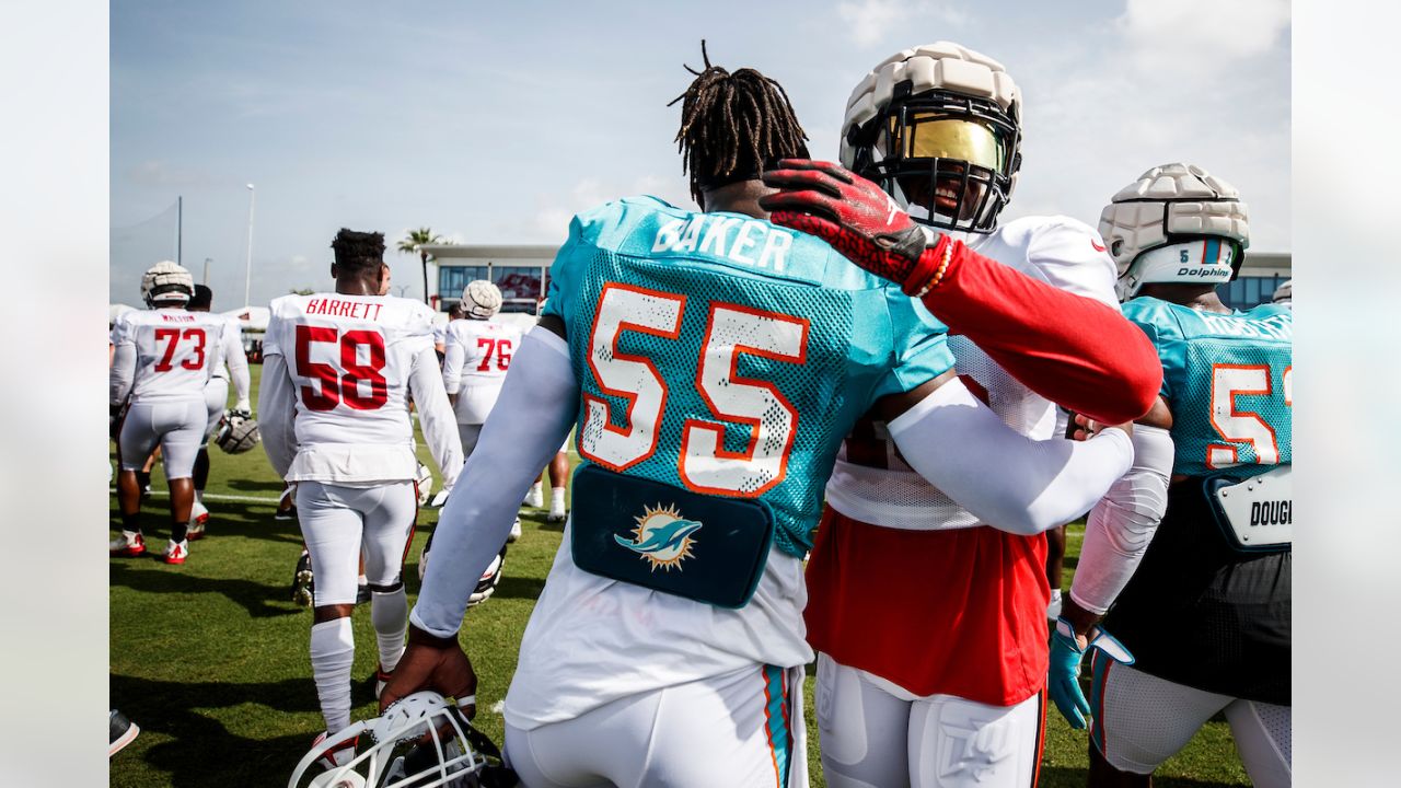 Best Photos from Bucs Training Camp Practice With the Miami Dolphins,  August 10