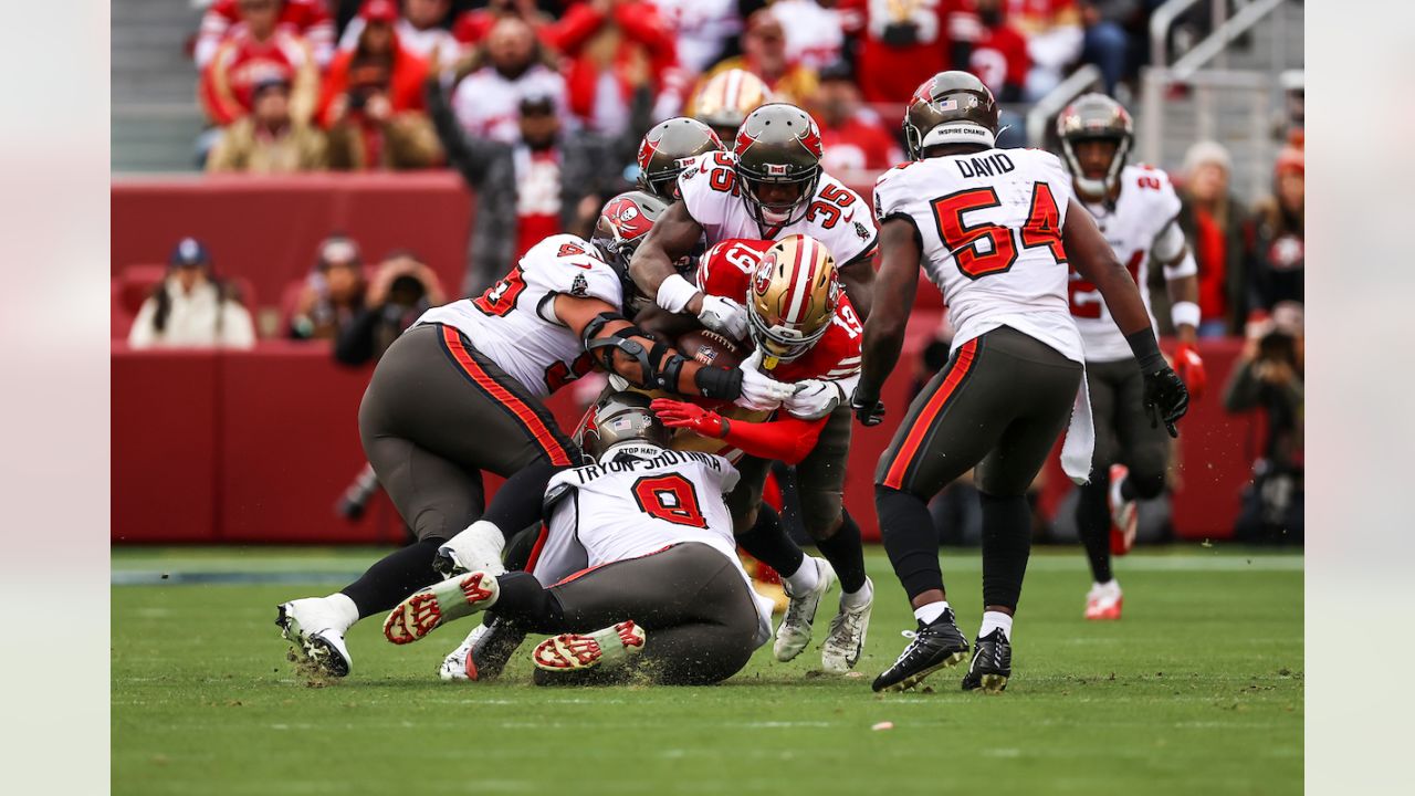 7,346 San Francisco 49ers V Tampa Bay Buccaneers Photos & High Res Pictures  - Getty Images