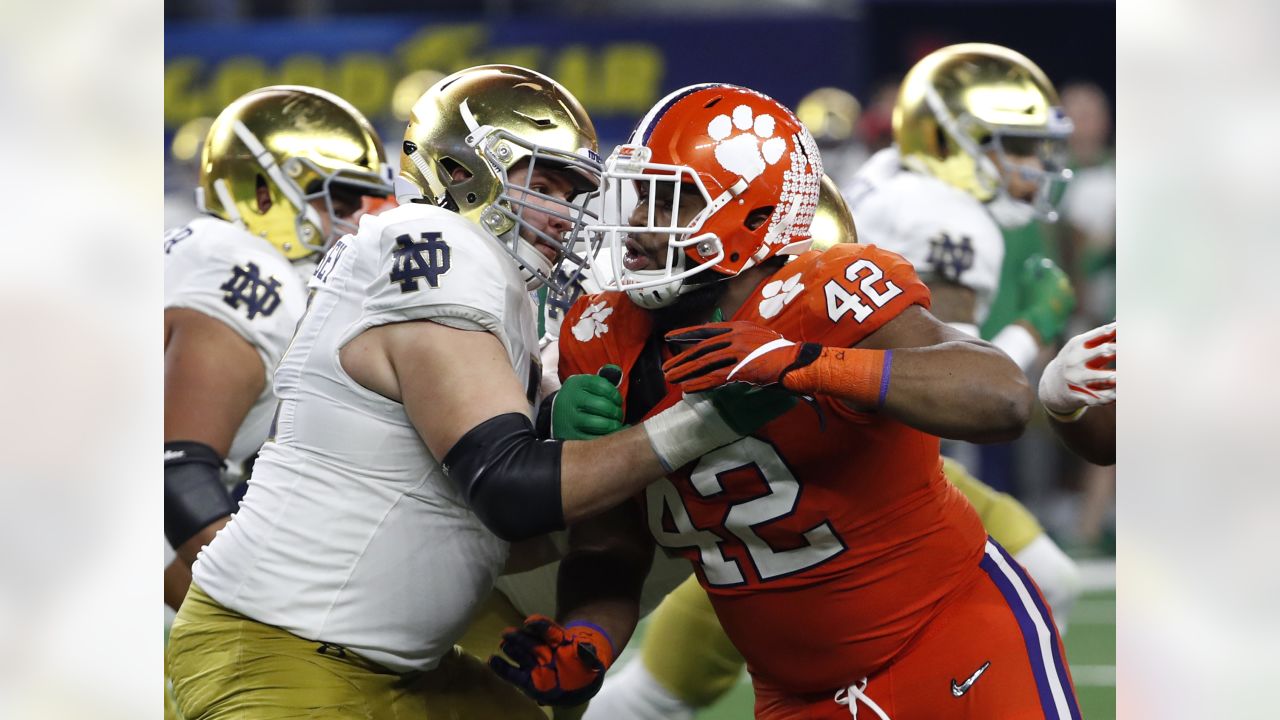 Robert Hainsey, Offensive Tackle, Tampa Bay Buccaneers, Notre Dame