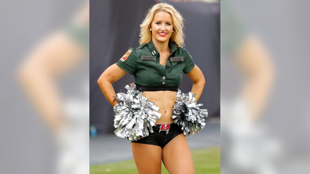 Cheerleader of the Week: Jocelyn - Sports Illustrated