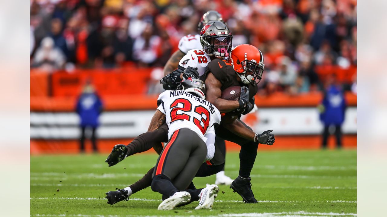 Photos: Week 12 - Buccaneers at Browns Pregame