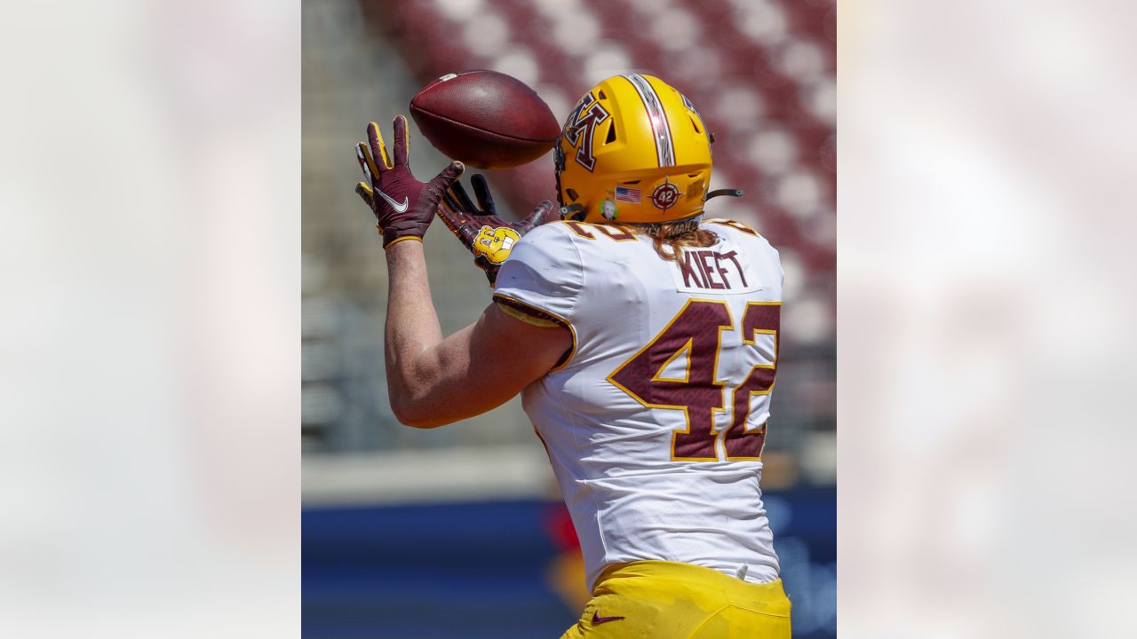 2022 NFL Draft: Tight End Ko Kieft, Minnesota, Round 6, Pick 218