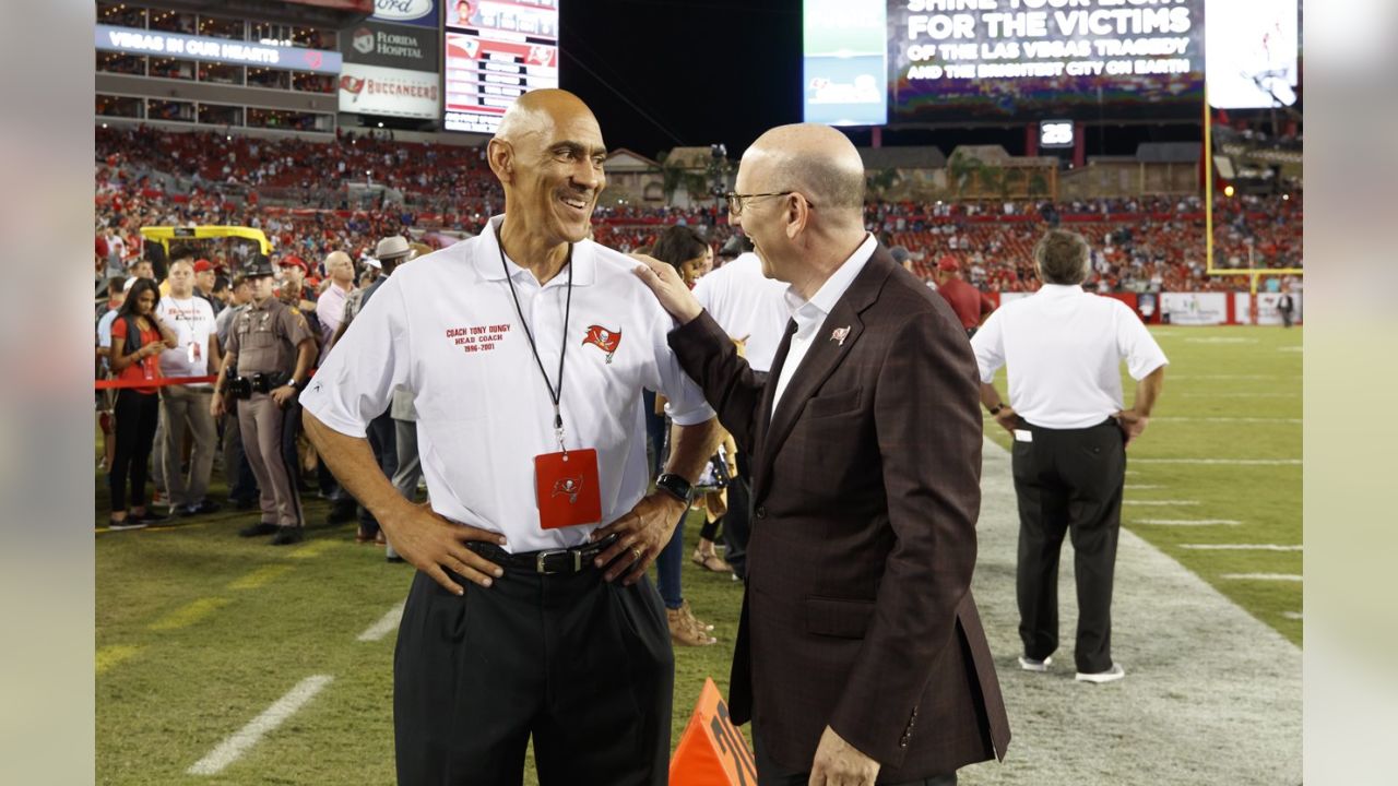 Bucs to induct Tony Dungy into Ring of Honor on Sept. 24