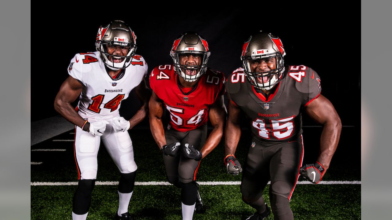 buccaneers red jersey