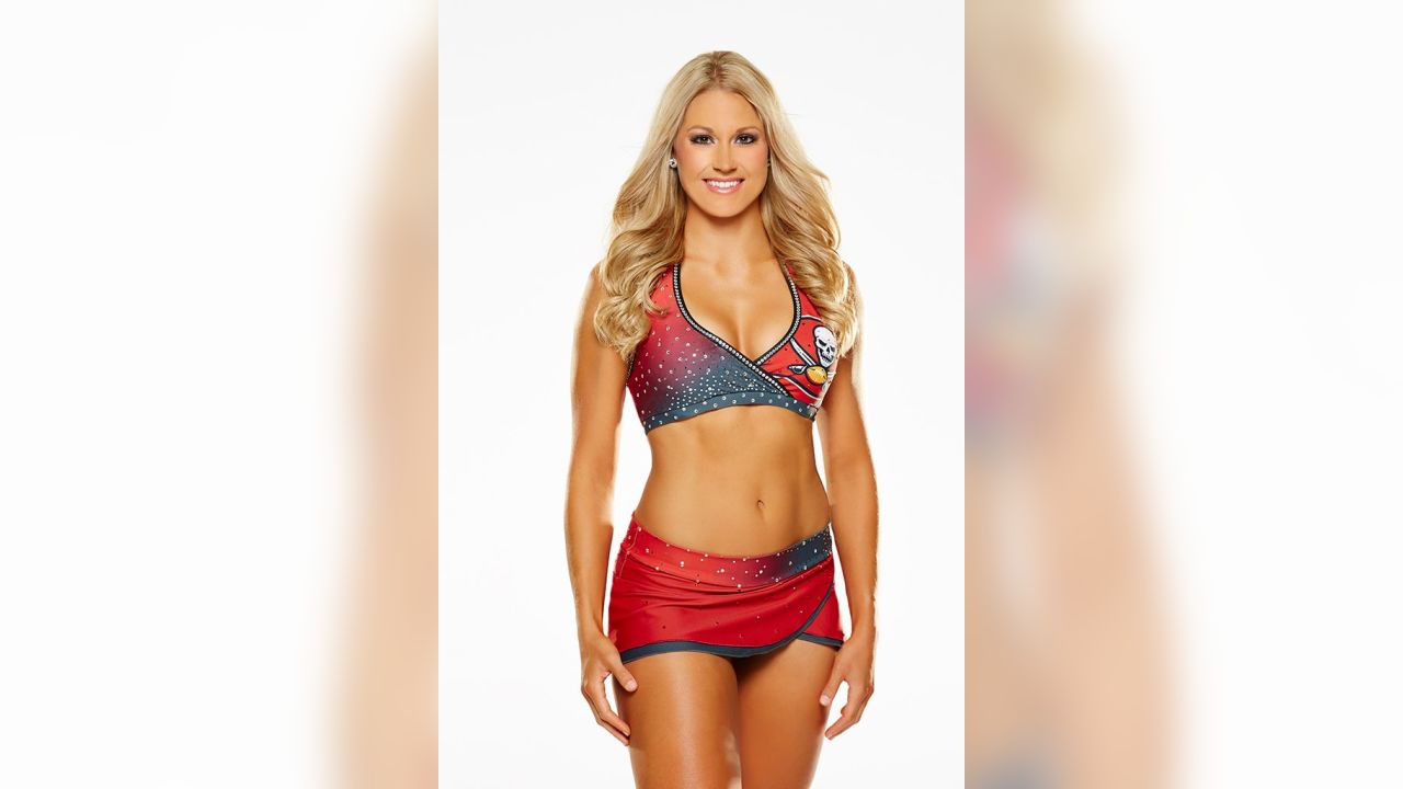 Photos: 2015 Buccaneers Cheerleaders