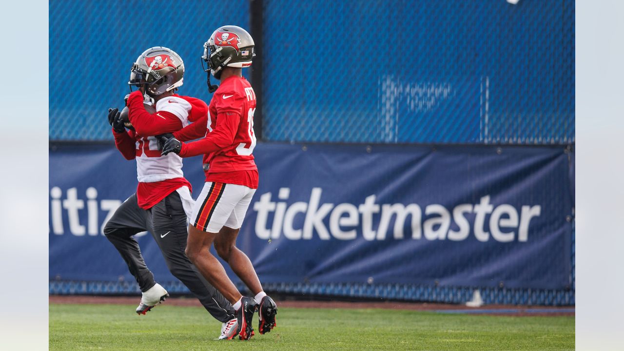 Giants allow stranded Tampa Bay Bucs to use practice facility - Big Blue  View