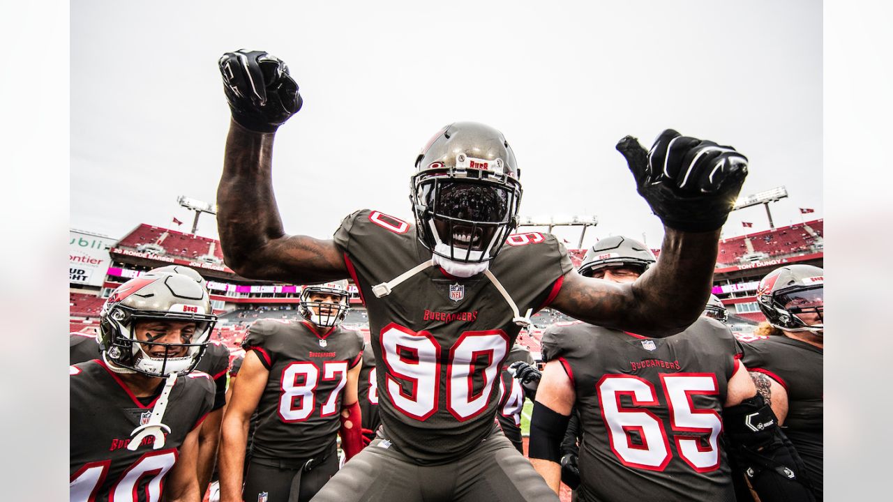 Tampa Bay Buccaneers OLBs Shaq Barrett, Jason Pierre-Paul to sit again -  ESPN