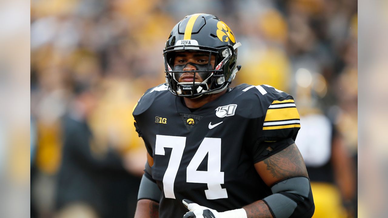 Hawkeye sports: Before Tristan Wirfs' NFL draft, Iowa wrestler