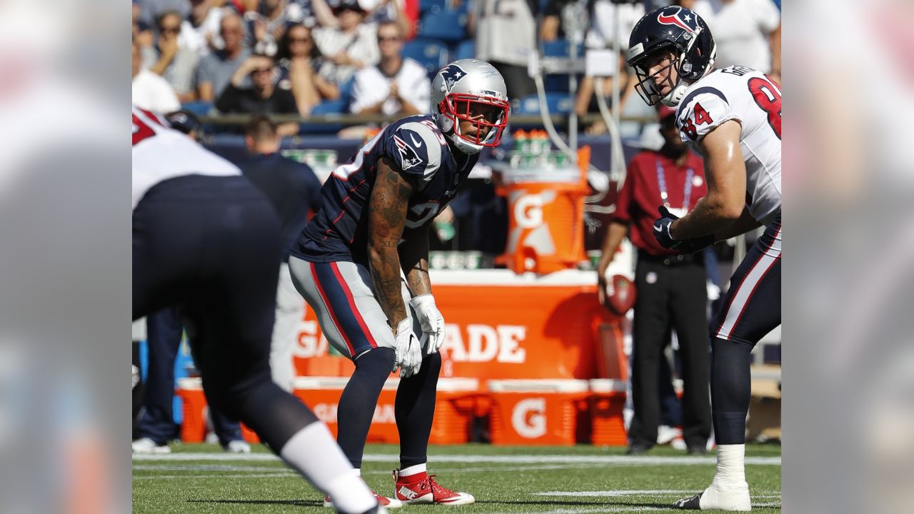 New England Patriots vs Tampa Bay Buccaneers- Who Won Their Last Five  Meetings? - EssentiallySports