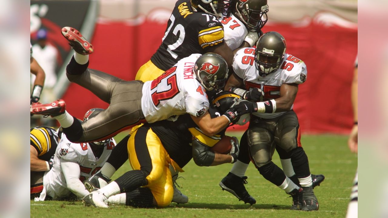 In honor of Jerome Bettis' Hall of Fame selection, watch this hit by Ray  Lewis