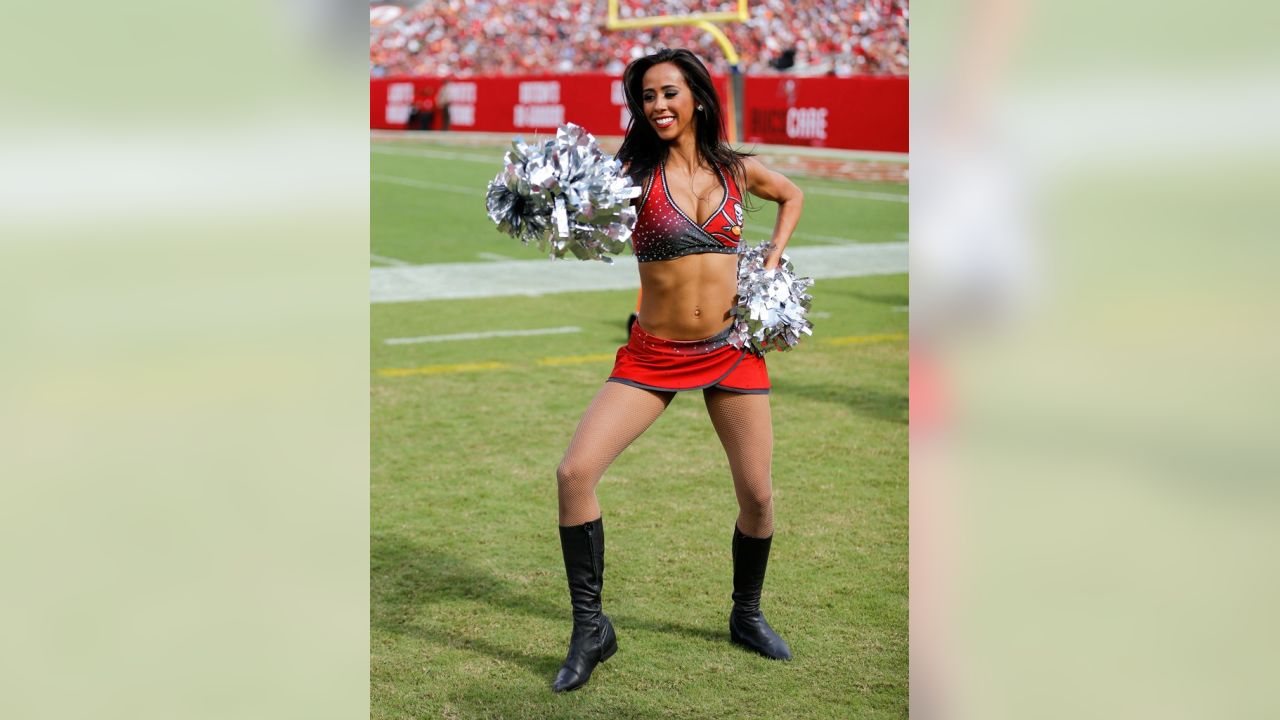 Tampa Bay Buccaneers on X: Say hello to 2015 @Tbbcheer #cheerleader,  Ingrid! BEST OF 