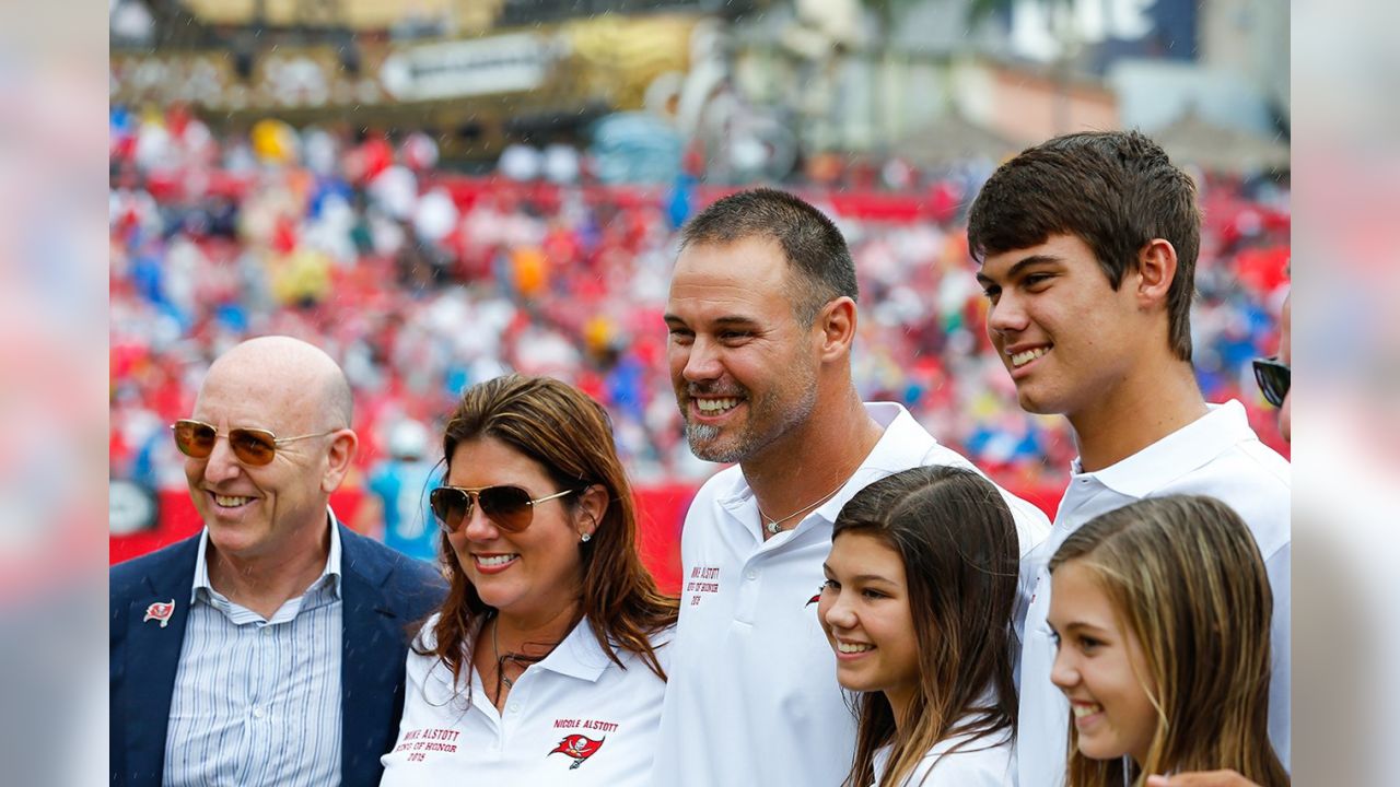 Mike Alstott, Ring of Honor