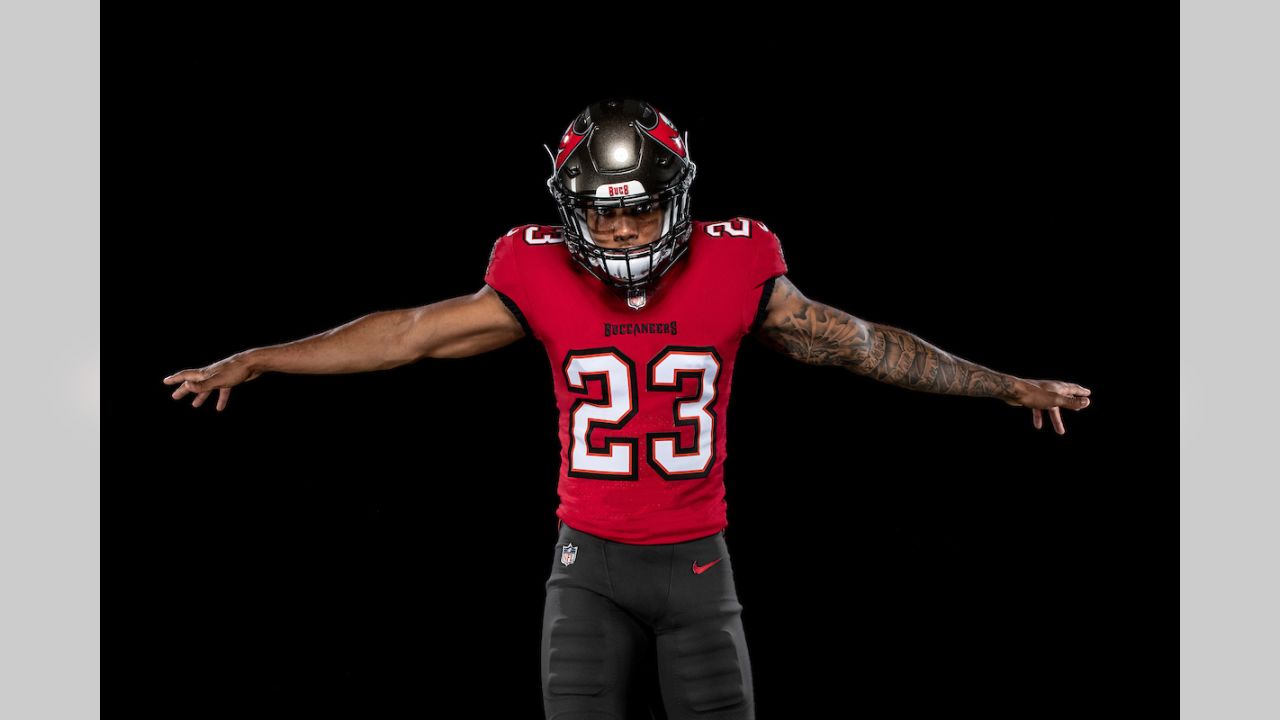 Back in prime: Bucs hope new uniforms provide blast from the past