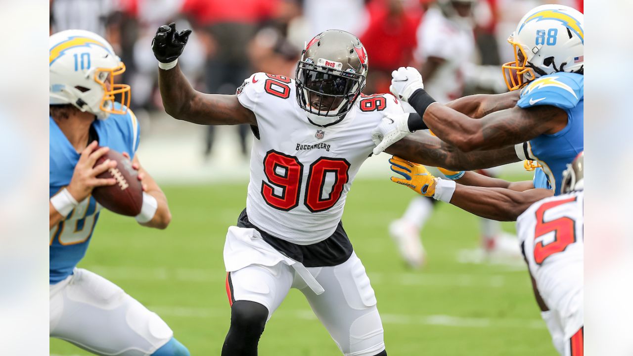 December 29, 2019: Tampa Bay Buccaneers linebacker Shaquil Barrett (58)  looks on during the NFL game between the Atlanta Falcons and the Tampa Bay  Buccaneers held at Raymond James Stadium in Tampa