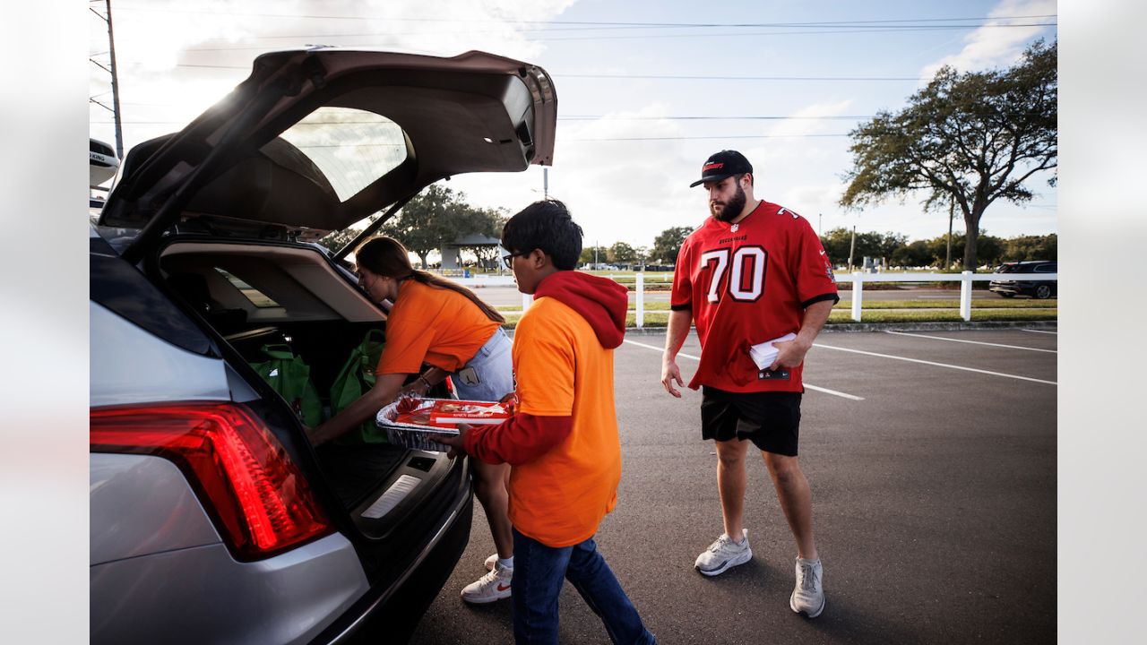 Tampa Bay Buccaneers on X: The #Bucs 2016 Schedule is HERE!  #NFLScheduleRelease READ MORE -->    / X