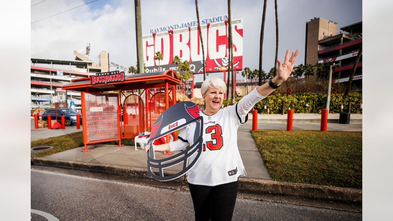 Bucs holding drive-through playoff event at Raymond James today