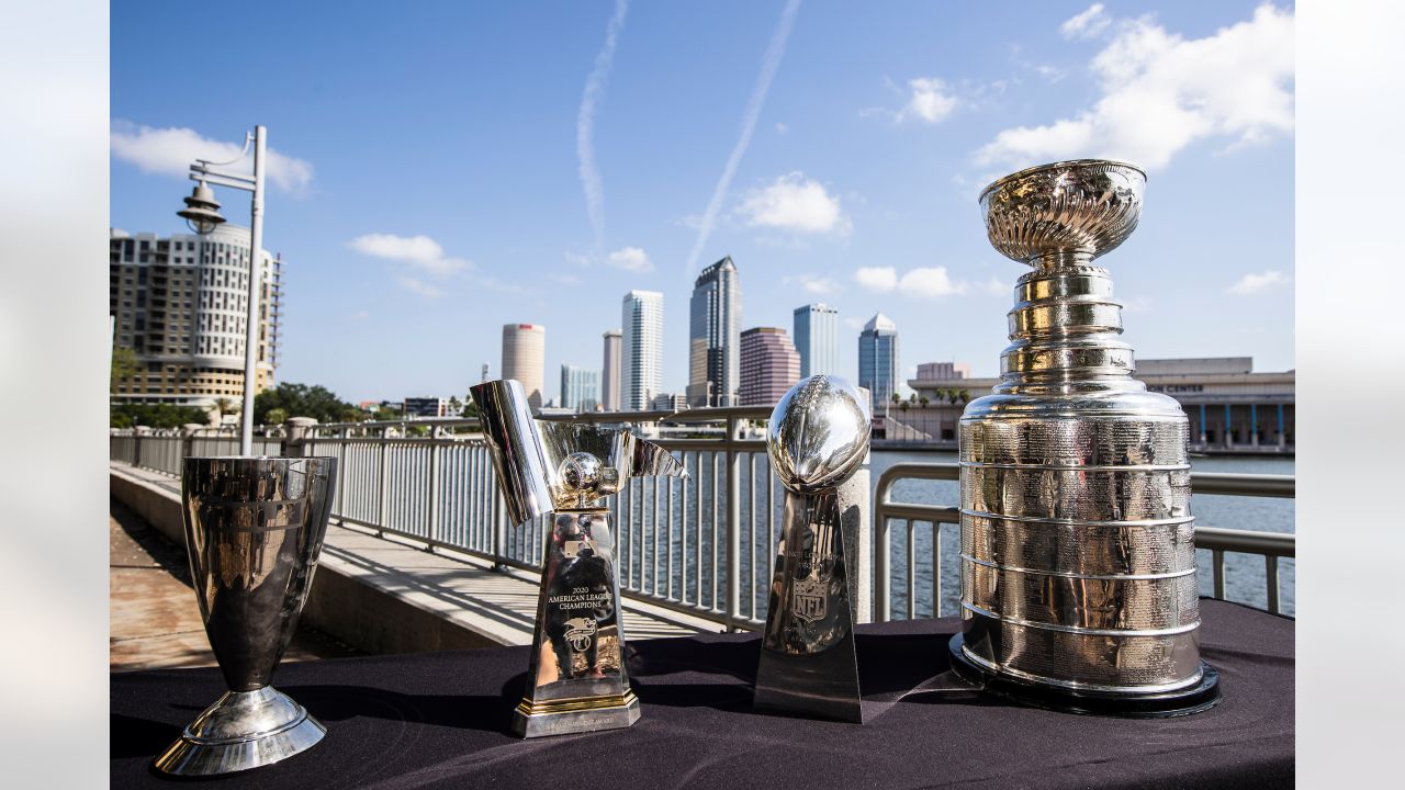 Buccaneers bring Vince Lombardi Trophy to Sarasota City Hall