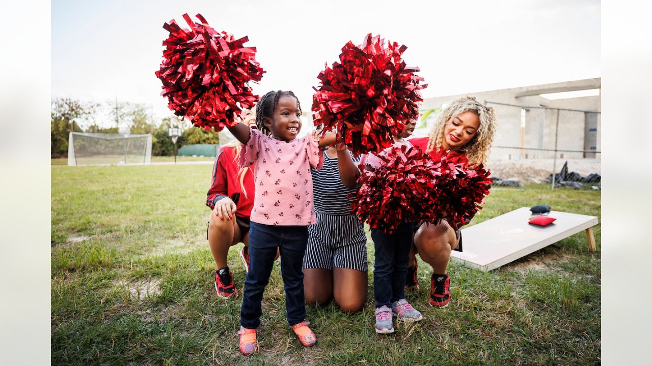 Buccaneers Bring Holiday Cheer for All in the Tampa Bay Community