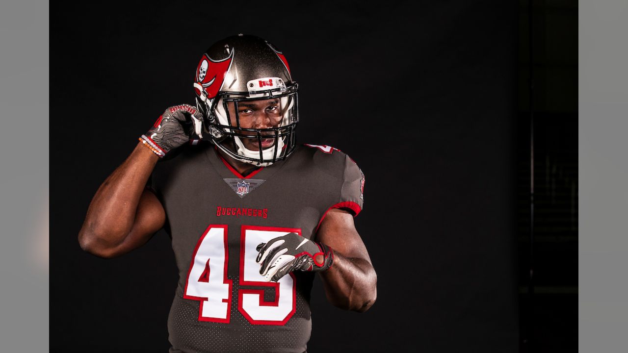 Bucs beat Broncos, look good doing it in new all-pewter uniforms