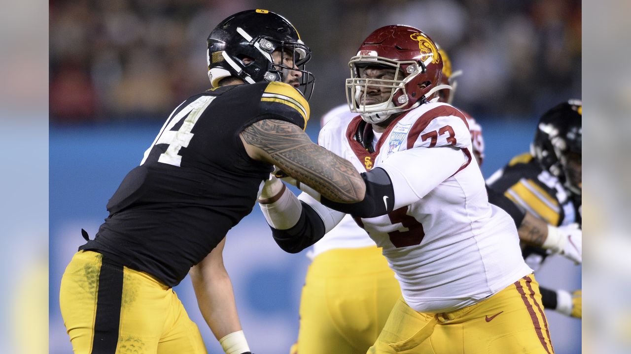 USC's Javon Kinlaw drafted 14th overall by San Francisco