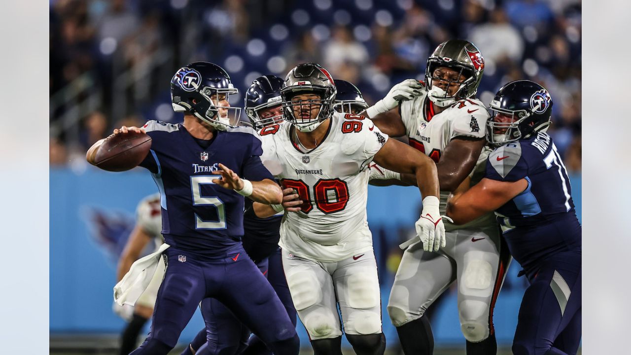 Best Photos From Buccaneers vs. Titans