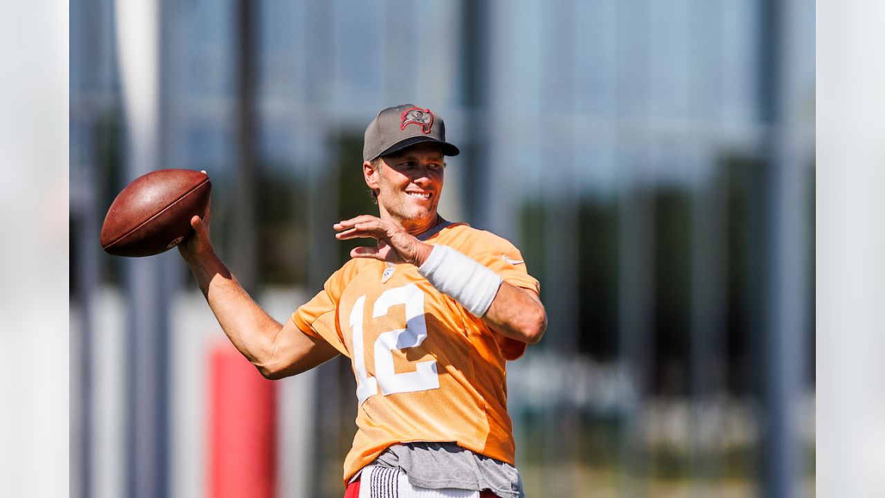 Best Photos from Bucs Training Camp Practice With the Miami Dolphins,  August 10