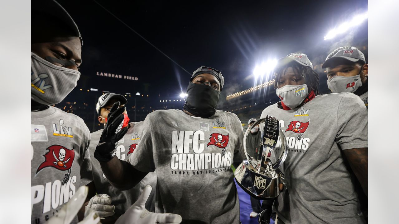 PHOTOS: Bucs Celebrate NFC Championship Win & Trophy Presentation